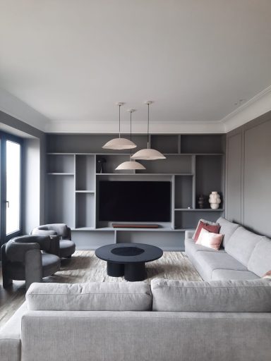 Salon Castellana 12